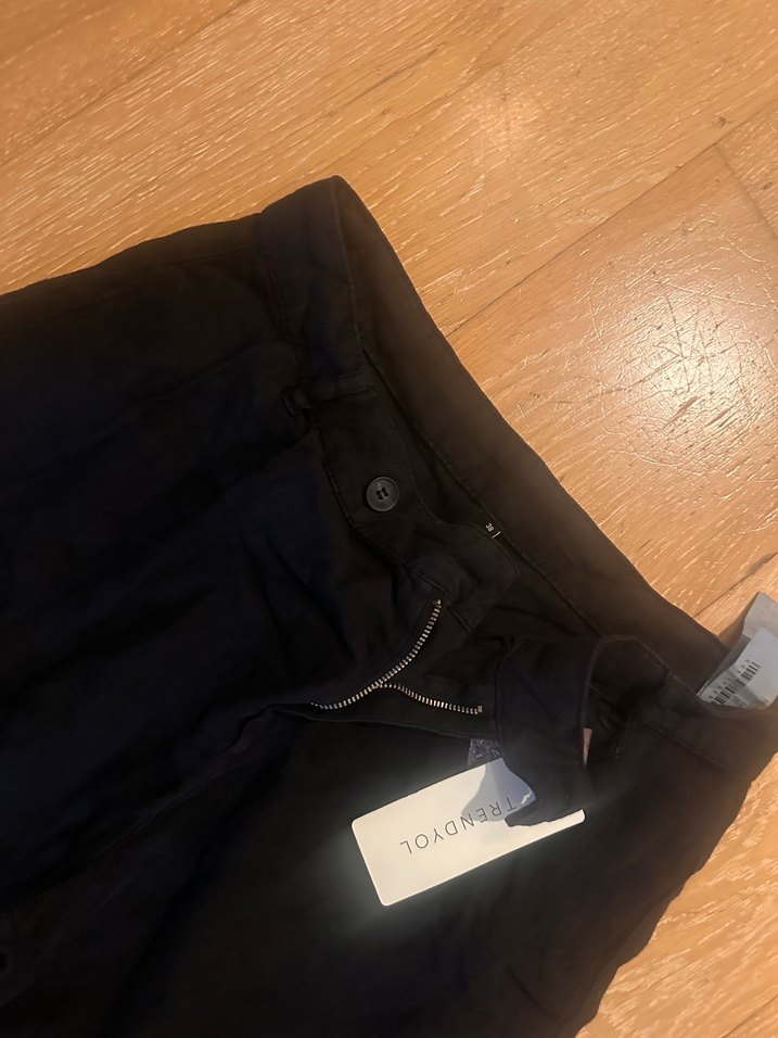 Siyah Kadın Kumaş keten Pantolon trendyol milla - Görsel 3