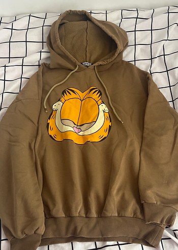 Kahverengi Kapüşonlu Garfield Baskılı Sweatshirt