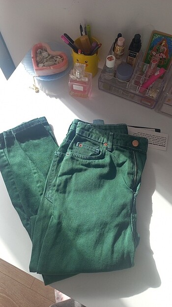 Trendyolmilla Yeşil Denim Jeans