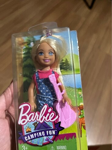 Barbie Barbie camping fun