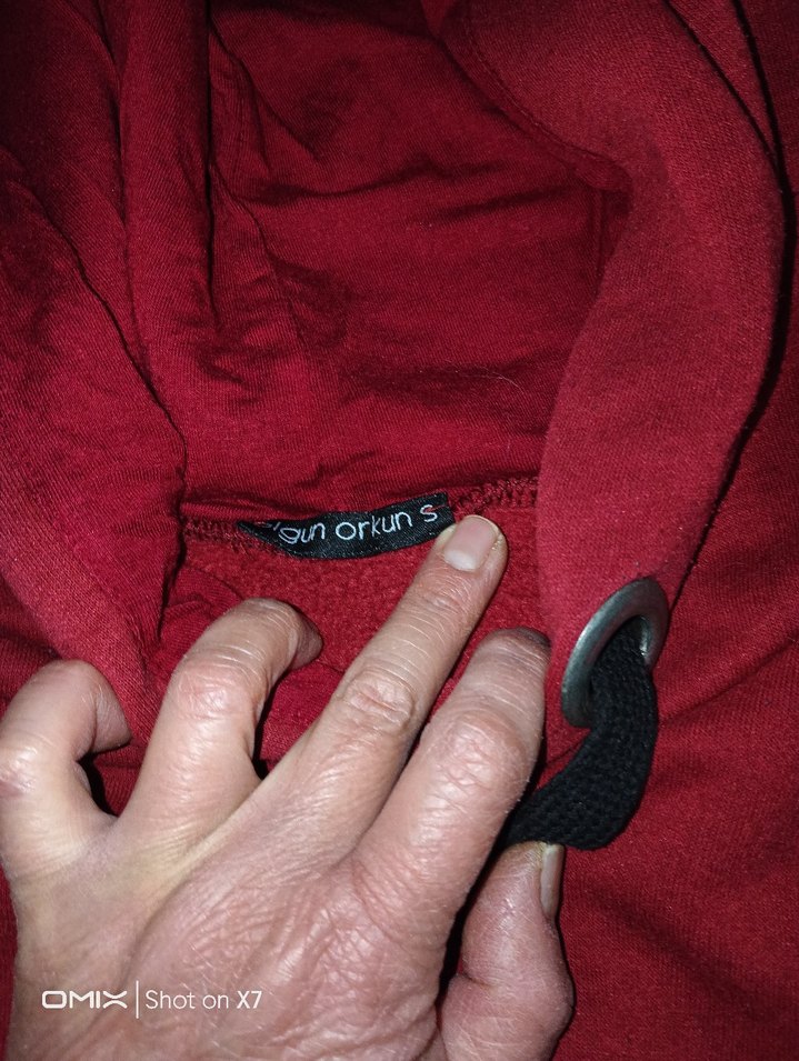 Kırmızı Kapüşonlu Fermuarlı Kadın Sweatshirt - Görsel 3