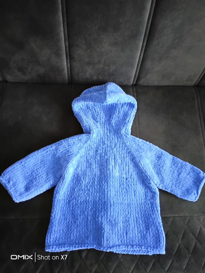 Mavi Kapüşonlu Örgü - Görsel 2