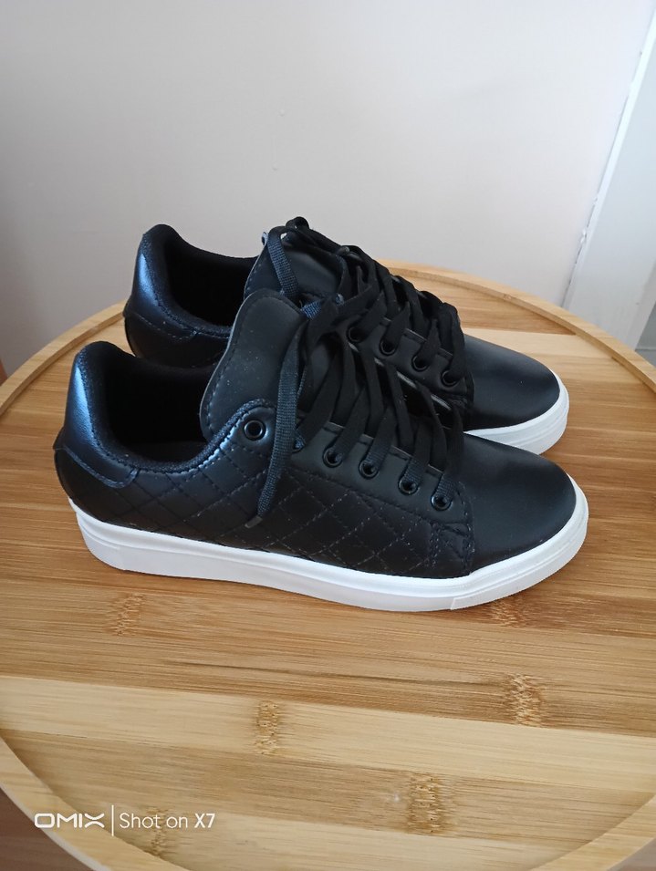 Siyah Stiletto Topuklu Kadın Spor Ayakkabı - Görsel 2