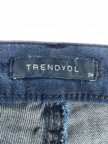 34 Beden lacivert Renk Trendyol & Milla Jean / Kot %70 İndirimli.