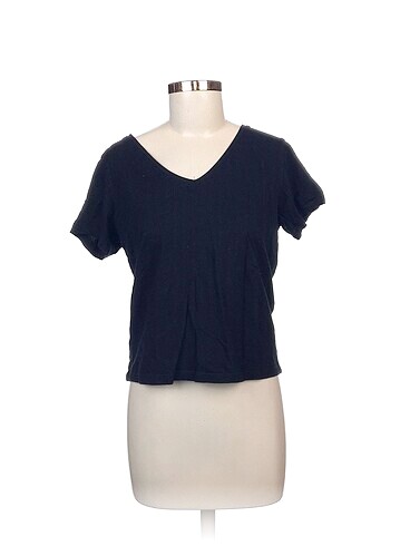 Trendyol & Milla T-shirt %70 İndirimli.