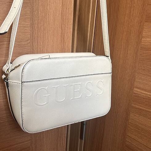  Beden Guess çanta