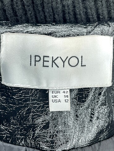 42 Beden siyah Renk ipekyol Ceket %70 İndirimli.