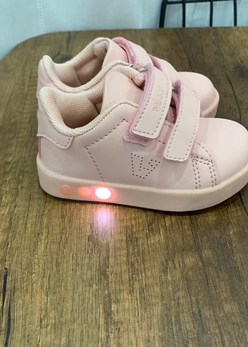 Kız Çocuk Pudra Pembe Cırtcırtlı Spor Ayakkabı - Görsel 5