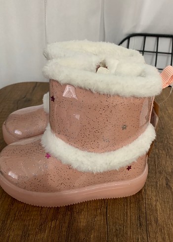 Kız Çocuk Pembe Tüylü Bot - Görsel 2