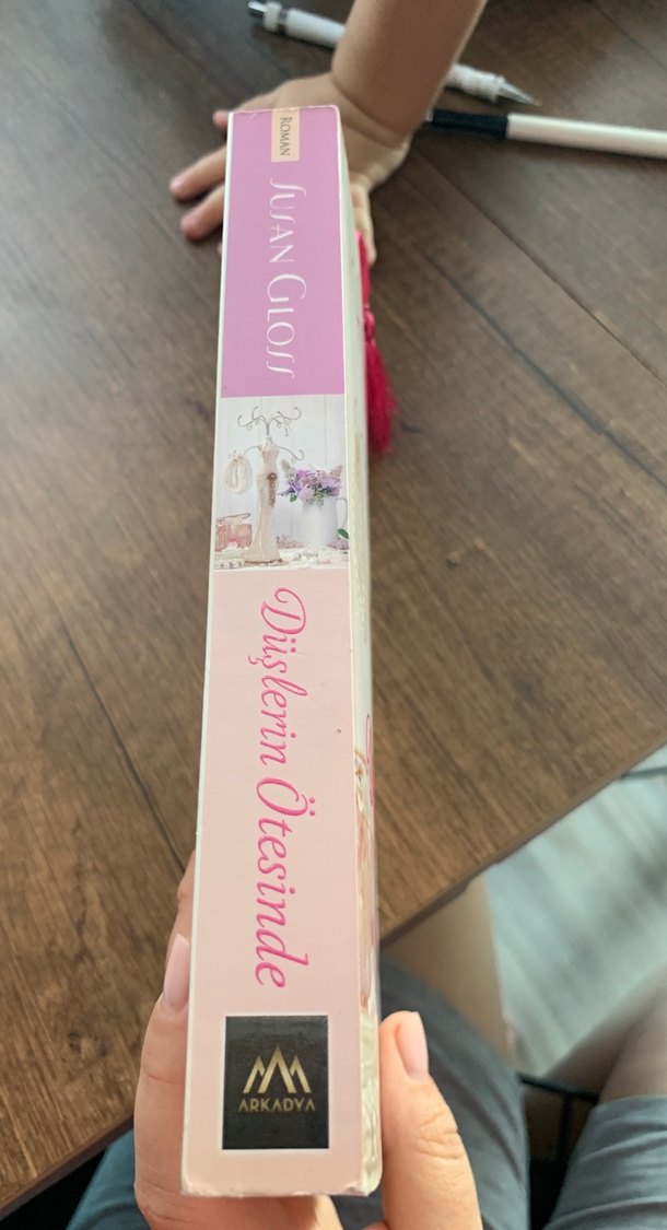 Düşlerin Ötesinde - Susan Gloss - Görsel 4