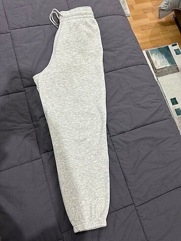 H&M Gri esofman alti