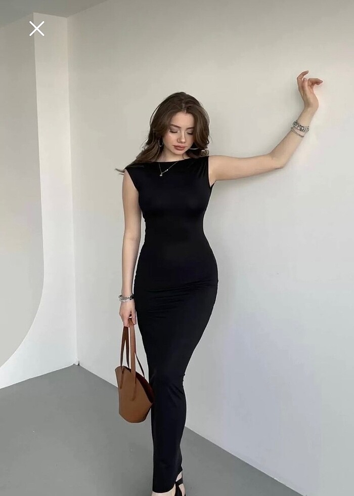 sırt dekolteli midi elbise - Görsel 2