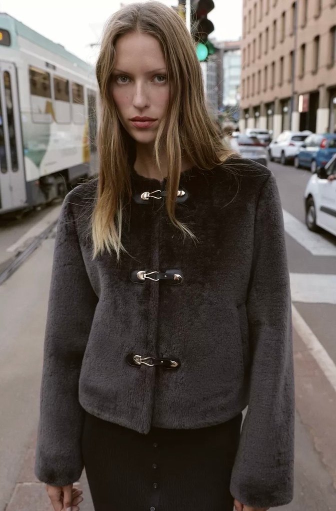 Zara süslü düğmeli suni kürk ceket (antrasit) - Görsel 2