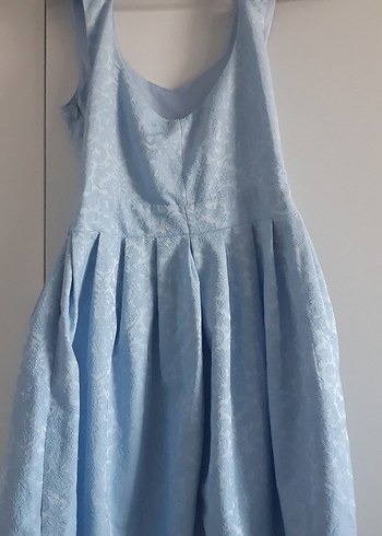 Mavi Kısa Yuvarlak Yaka Pilili Abiye Elbise - Görsel 3