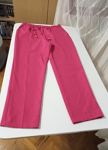 Pembe pantalon