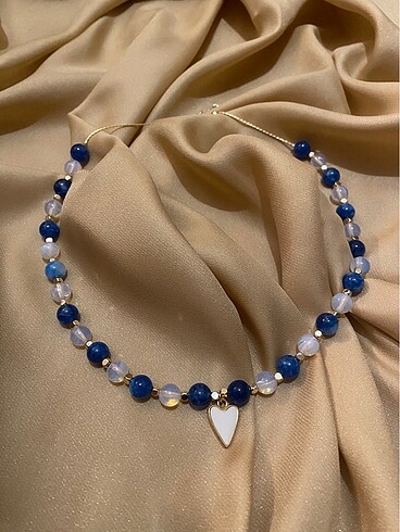 Lapis ay taşı kolye