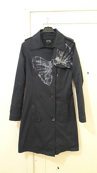 trenchcoat 