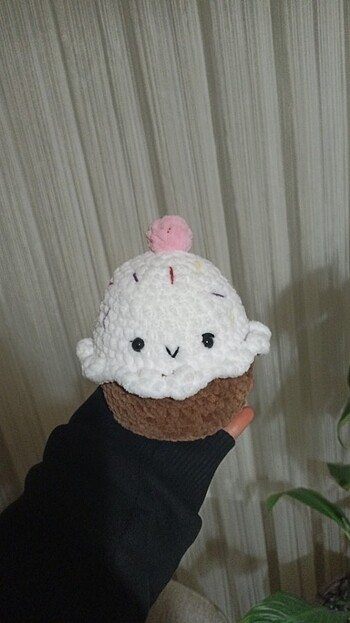 Amigurumi cupcake