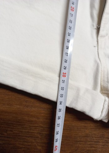 Beyaz Pamuklu Mini Şort - Görsel 3