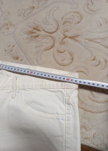 Beyaz Pamuklu Mini Şort - Görsel 4