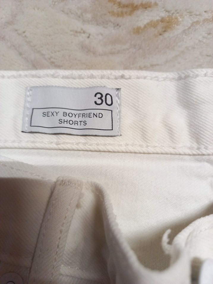 Beyaz Pamuklu Mini Şort - Görsel 2