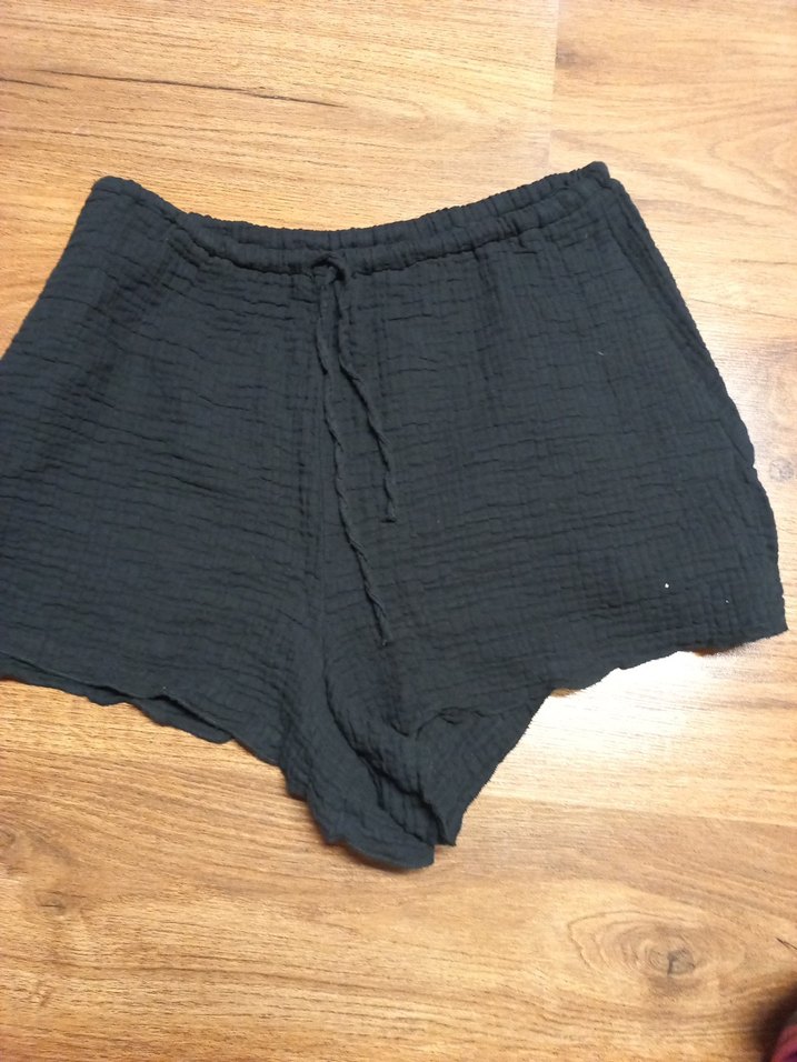 Kadın Siyah Keten Mini Şort - Görsel 2