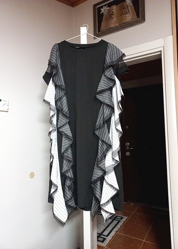 Kadın Uzun Siyah Fırfırlı Elbise - Görsel 6