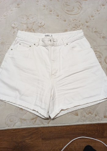 pull-and-bear l