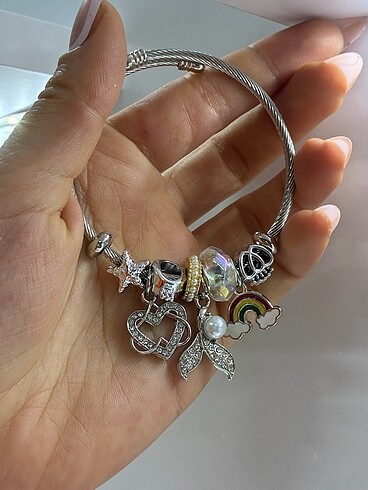 Pandora Çelik Charmlı