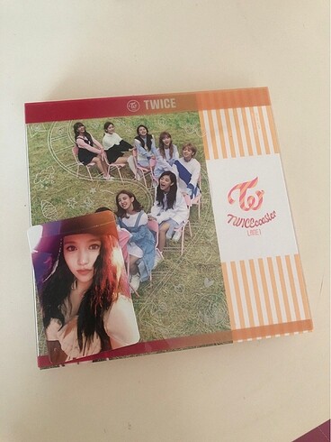 Twice coaster lane 1+bardak tzuyu