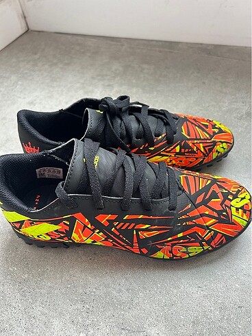 35 Beden çeşitli Renk Adidas messi krampon
