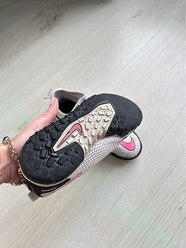 Nike Orijinal Nike çocuk halısaha ayakkabısı