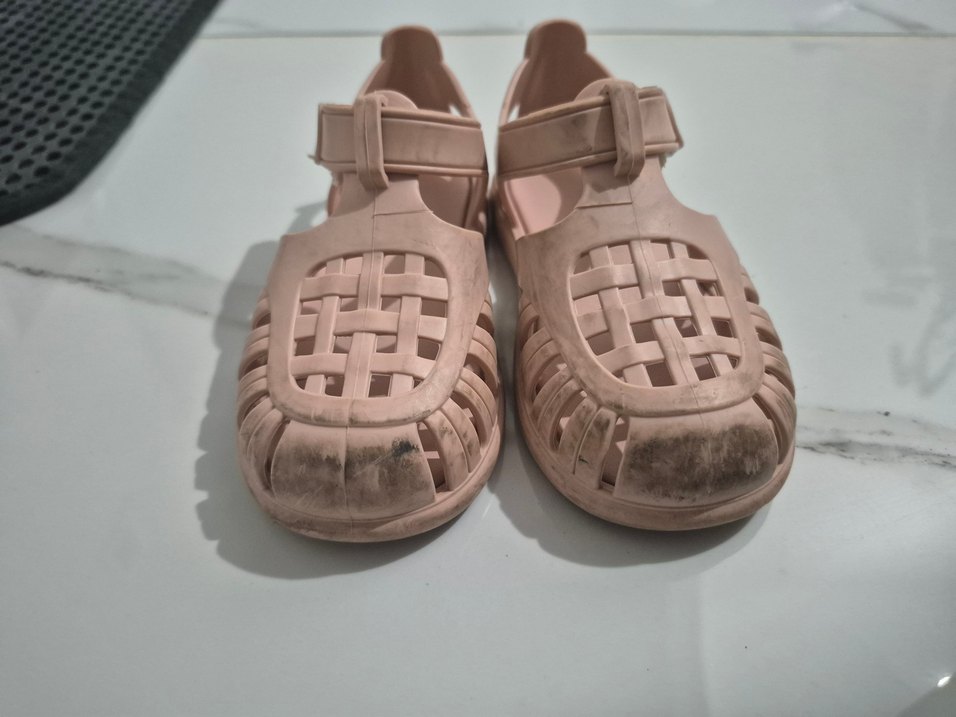 ıgor Kız Çocuk Pembe Tokalı Kauçuk sandalet - Görsel 3