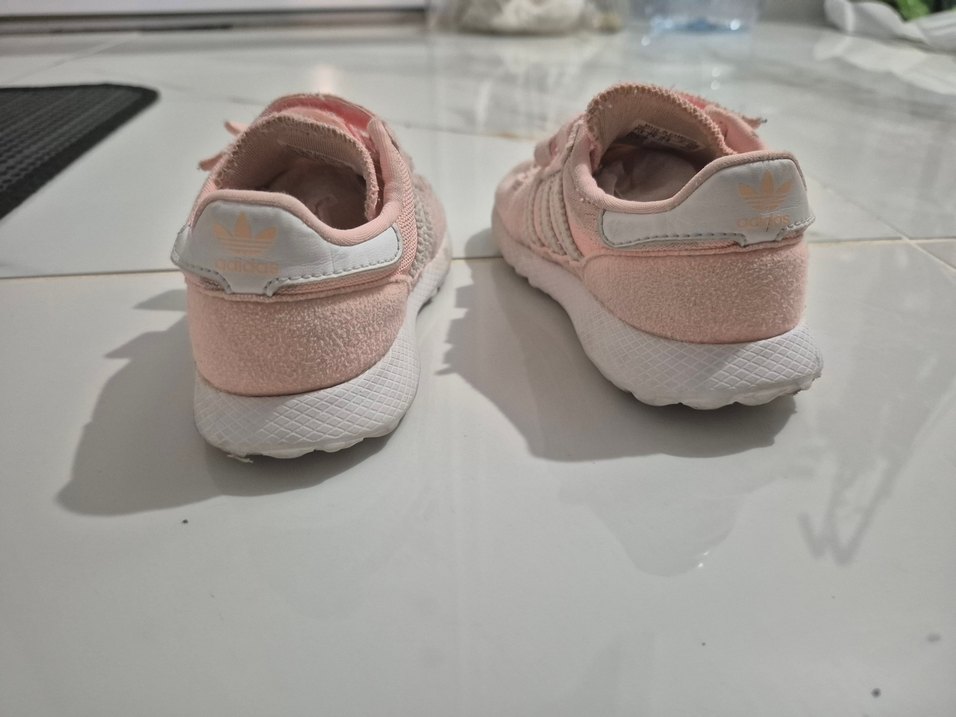 adidas Kız Çocuk Pudra Pembe Cırtcırtlı Spor Ayakkabı - Görsel 3