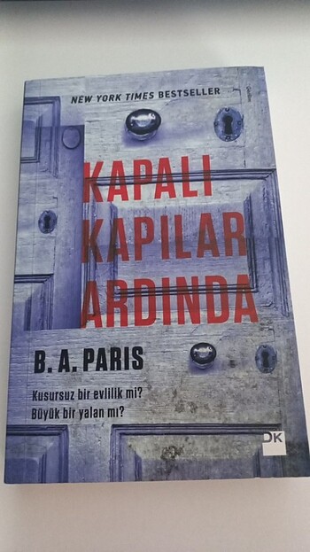 Kapalı Kapılar Ardında 