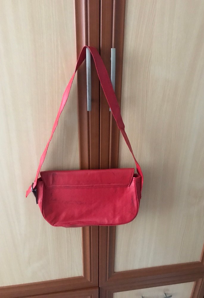 Kırmızı Süet Tokalı Kadın Çanta - Görsel 2