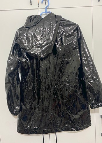 Parlak Siyah Midi Uzunlukta Kadın Ceket - Görsel 2