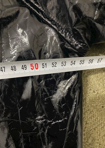 Parlak Siyah Midi Uzunlukta Kadın Ceket - Görsel 6