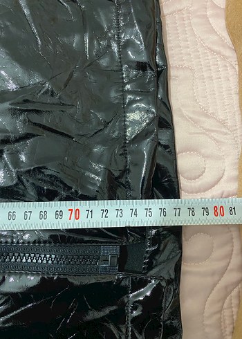 Parlak Siyah Midi Uzunlukta Kadın Ceket - Görsel 5