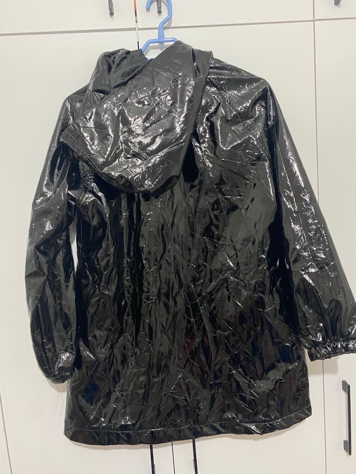 Parlak Siyah Midi Uzunlukta Kadın Ceket - Görsel 2