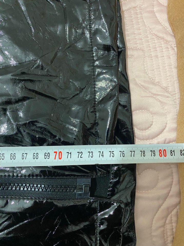 Parlak Siyah Midi Uzunlukta Kadın Ceket - Görsel 5