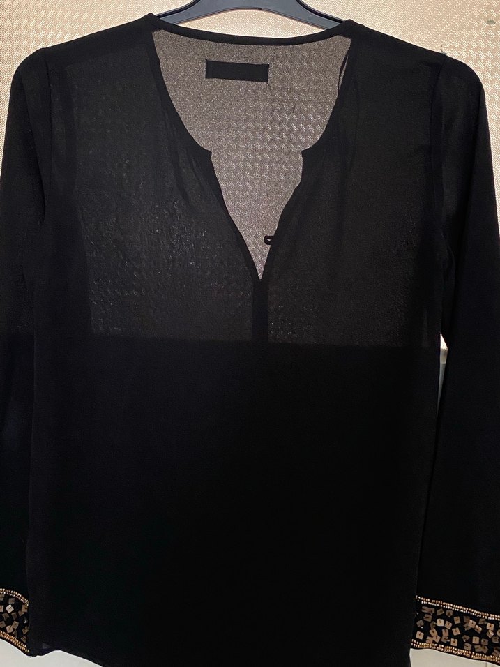 Siyah V Yaka Düğmeli Uzun Kollu Kadın Bluz - Görsel 2
