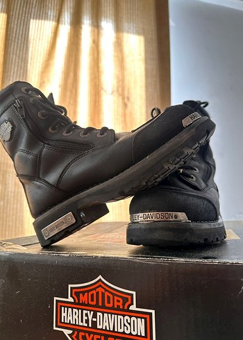Harley-Davidson Siyah Rugan Biker Bot