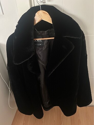 Zara Suni Kürk
