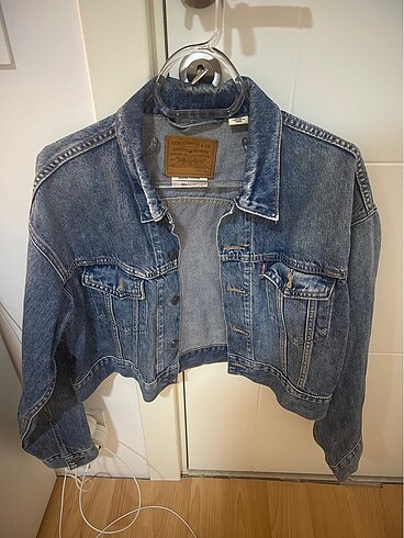 Levis crop ceket