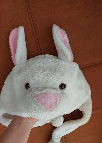 Beyaz Peluş Tavşan Figürlü Çocuk Bere - Görsel 2