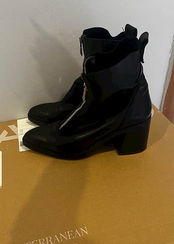 Topuklu Fermuarlı Kadın Bot - Görsel 4