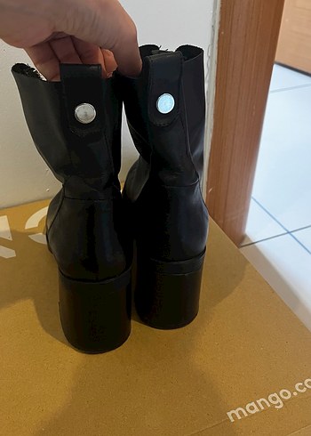 Topuklu Fermuarlı Kadın Bot - Görsel 3