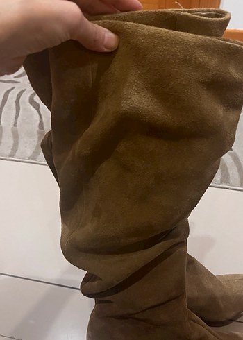 Bej Süet Stiletto Topuklu Kemerli Kadın Çizme - Görsel 2