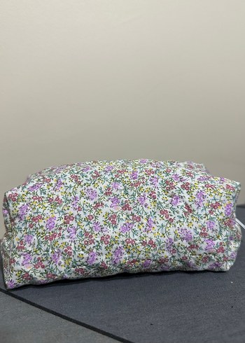 Çiçek Desenli Fermuarlı Kadın Makyaj Çantası - Görsel 3